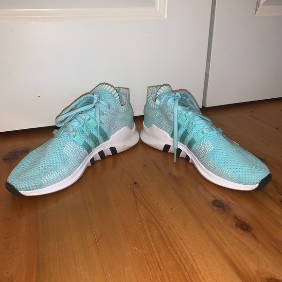 Women’s Adidas equipment tennis shoe. ADV/ 91-18 - Picture 7 of 7